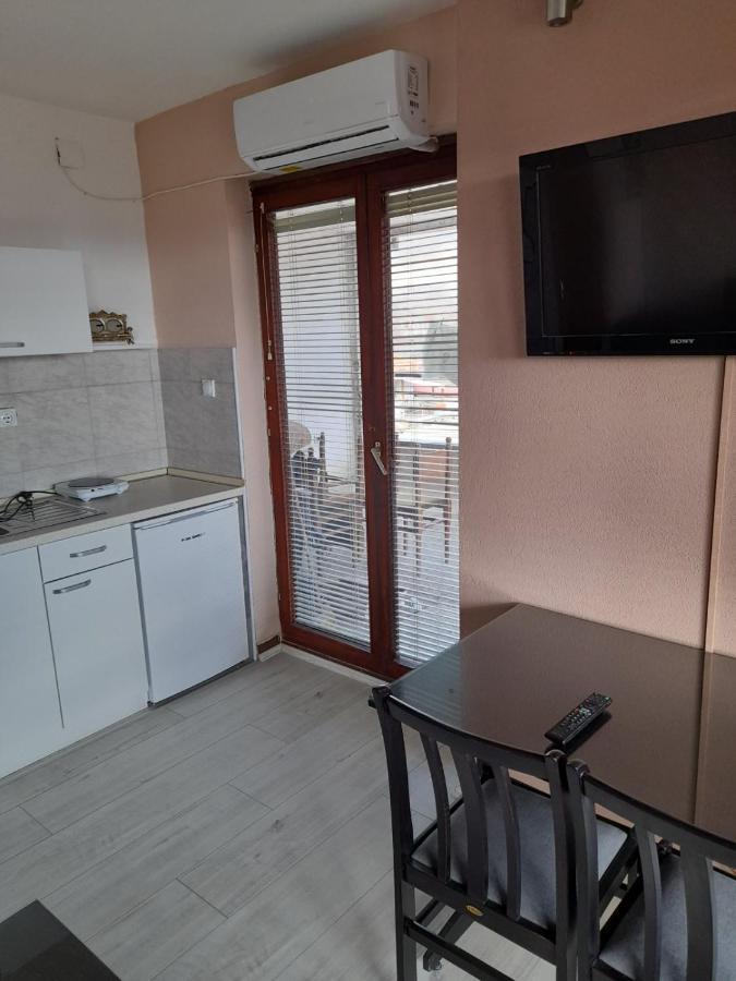 אוהריד Apartman Bojan מראה חיצוני תמונה